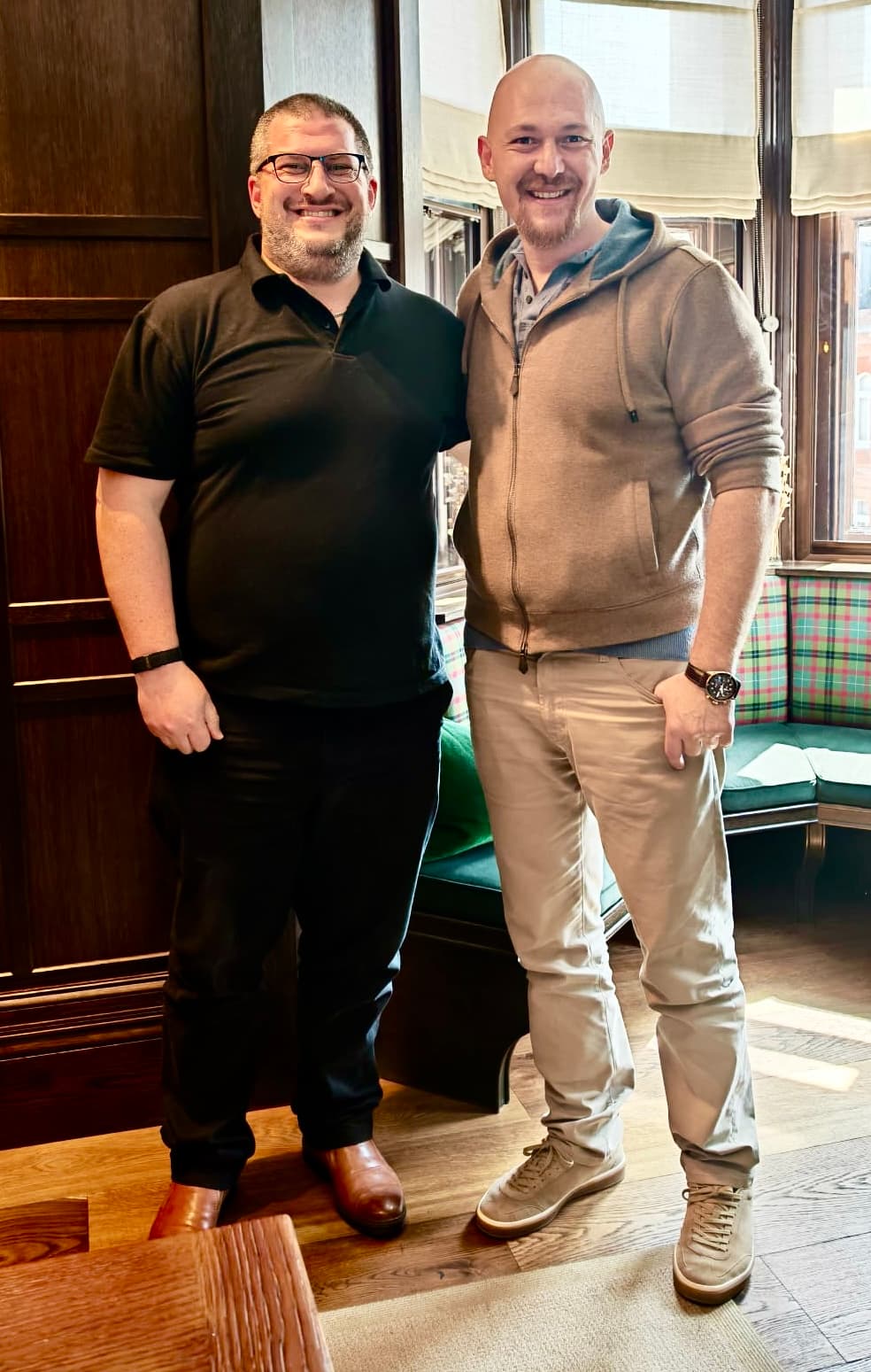 M-Tech's Rob De Gouveia with Replit CEO Amjad Masad at the London community roundtable in Mayfair.